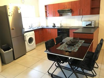 Townhouse For Rent in Sandown, Sandton
